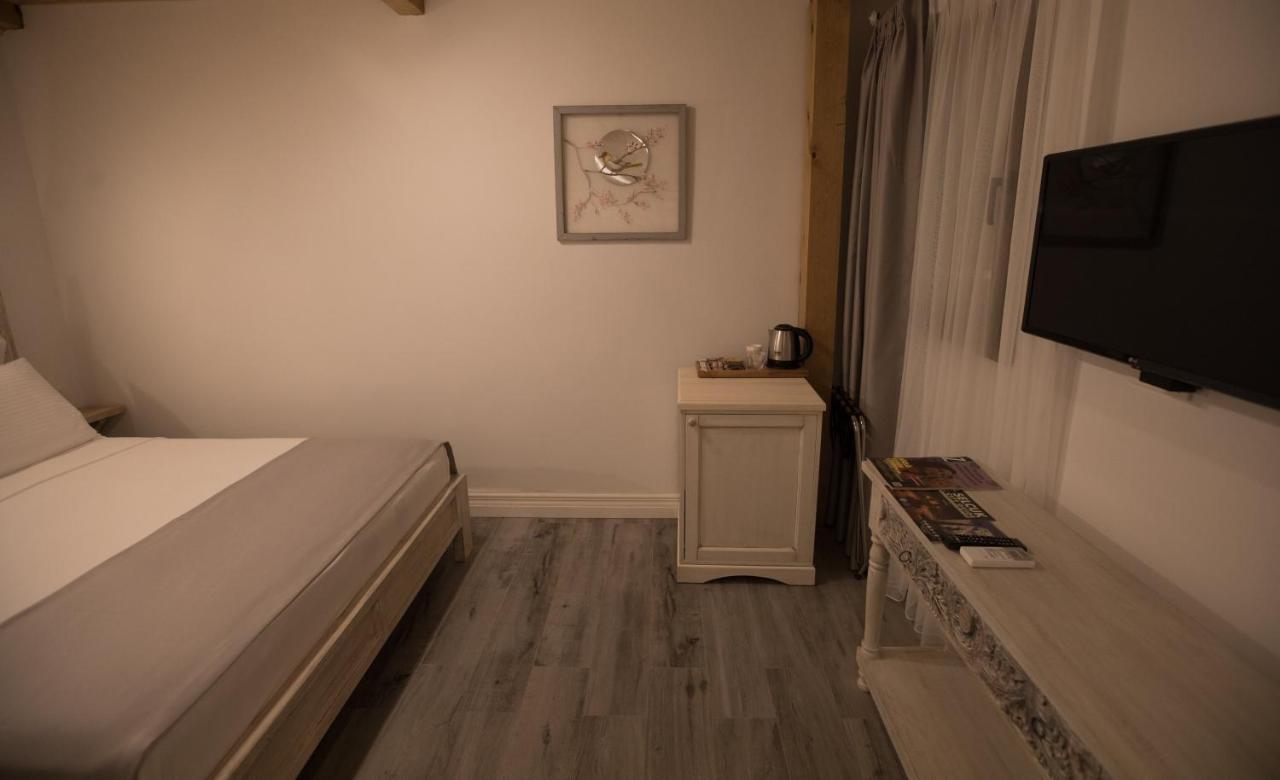 No 10 Hotel 塞尔丘克 外观 照片
